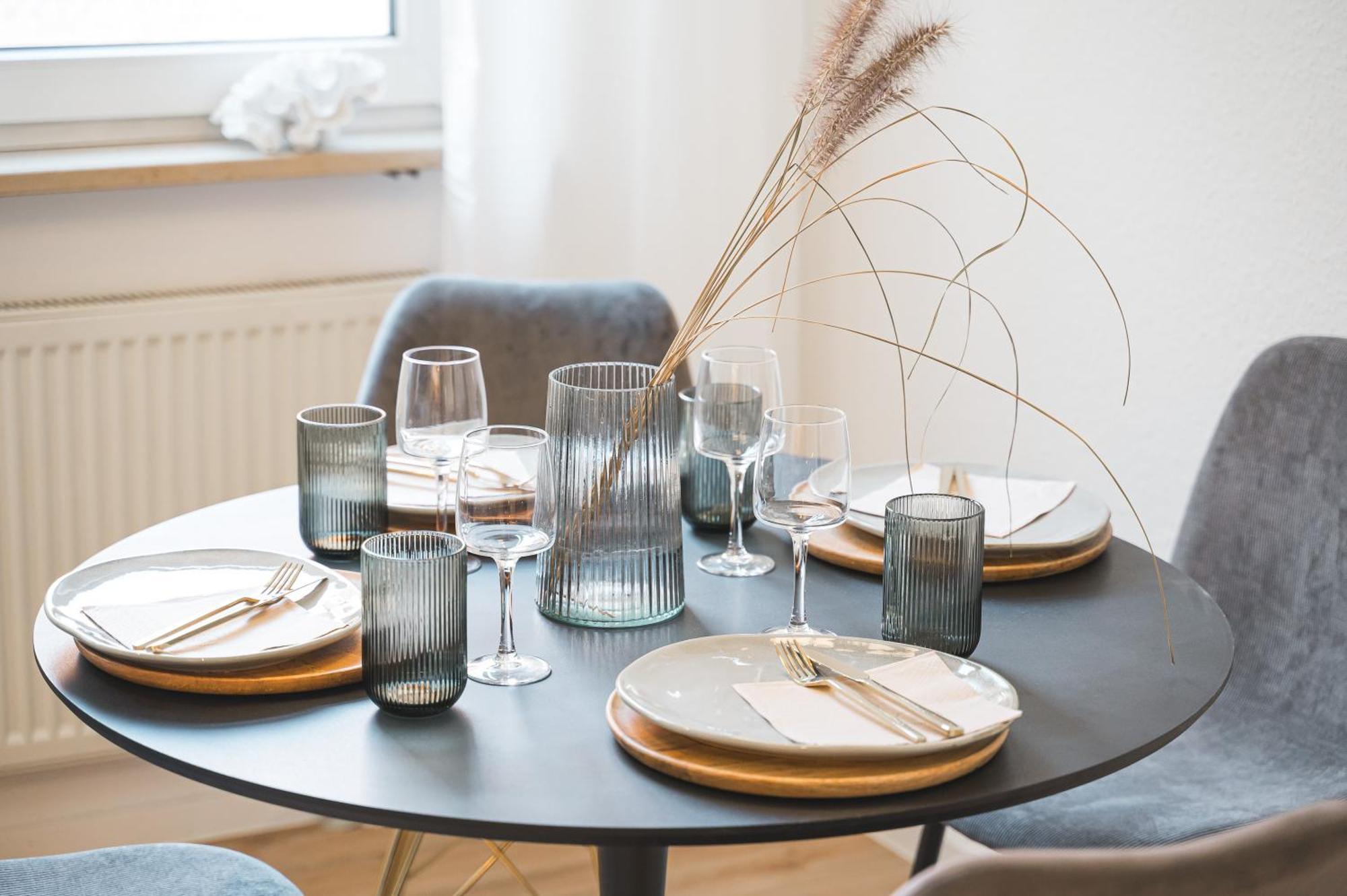 Helle Zentrumsnahe Familienfreundliche Ferienwohnung Fellbach Exterior foto